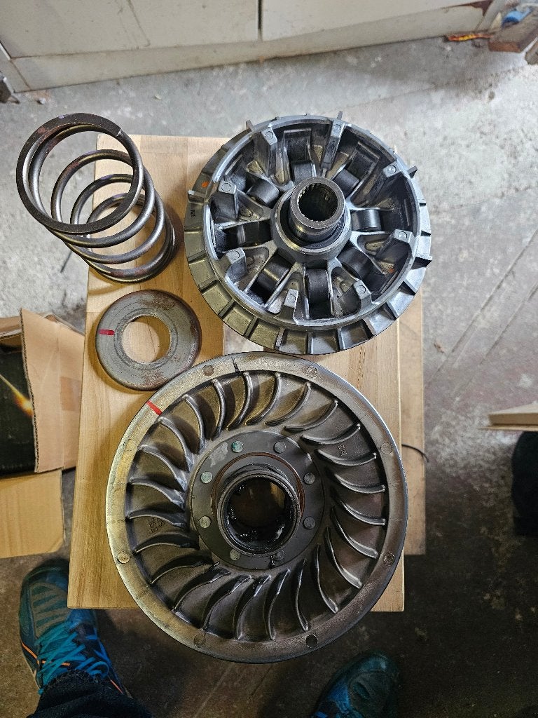 Lot de pièces tmax 560, Motos, Enlèvement ou Envoi, Utilisé