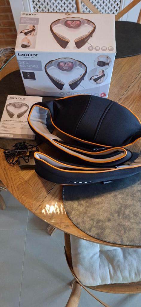Nek en rug massage toestel met warmth toets, Sport en Fitness, Massageproducten, Ophalen