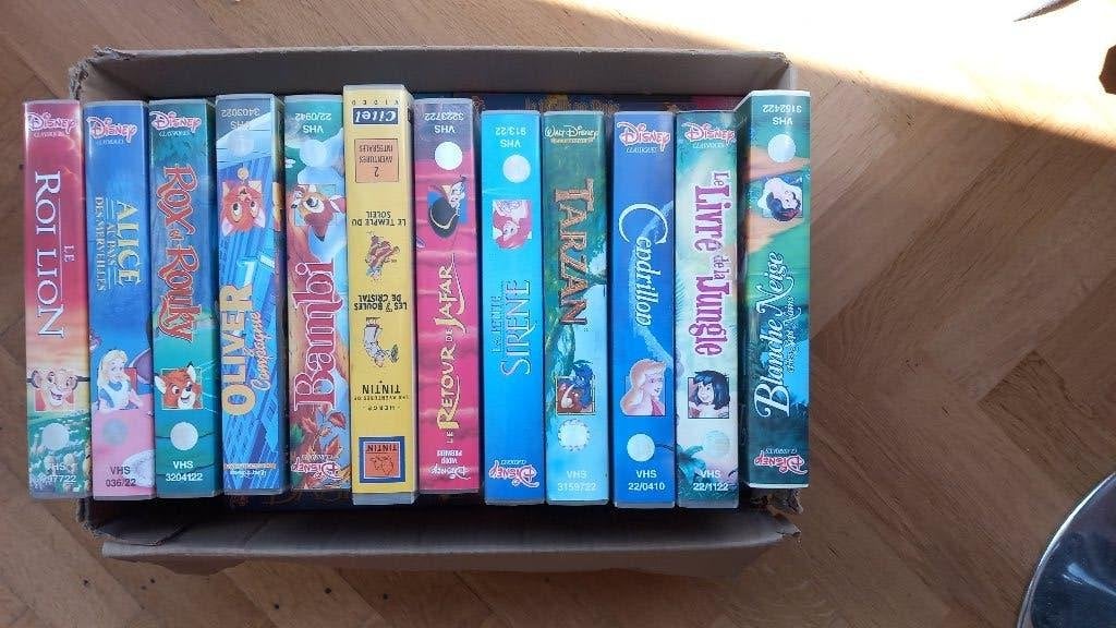LOT DE 27 CASSETTES VHS WALT DISNEY, CD & DVD, Tous les âges, Français, Enlèvement, Utilisé