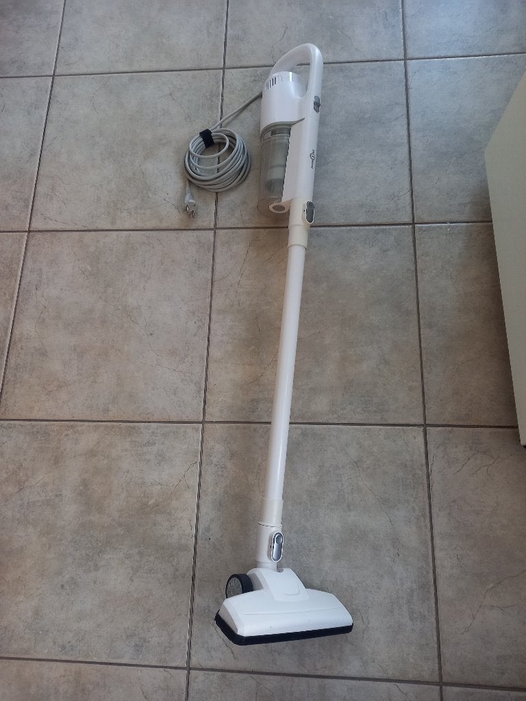 Aspirateur balai  HIGH ONE 1 CYCLONIC en super état, Electroménager, Réservoir, Aspirateur balai, Autres marques, Enlèvement