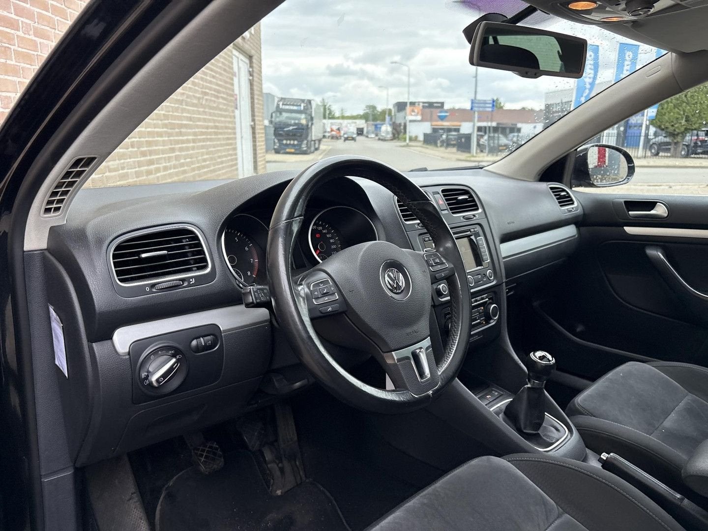 Volkswagen Golf Variant 1.2 TSI Highline BlueMotion | Pano |, Zwart, Zwart, Bedrijf, Parkeersensor