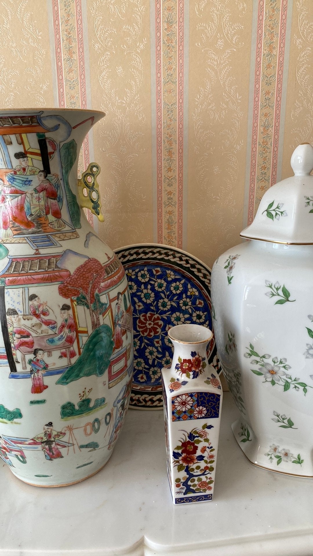Lot de vases, Enlèvement