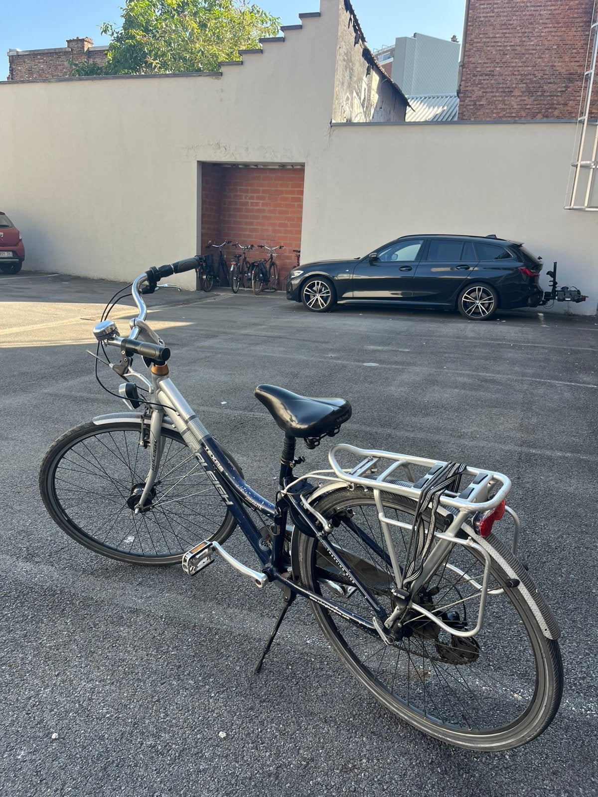 Damesfiets, Ophalen, Zo goed als nieuw
