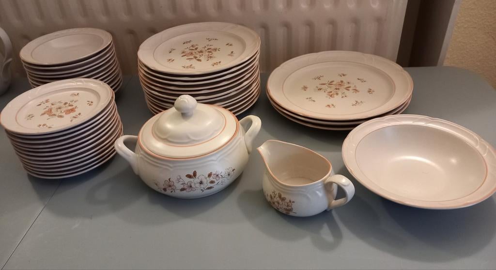 Peachwood Country Ware Vintage dinerset (12 personen), Ophalen, Keramiek, Zo goed als nieuw, Overige stijlen