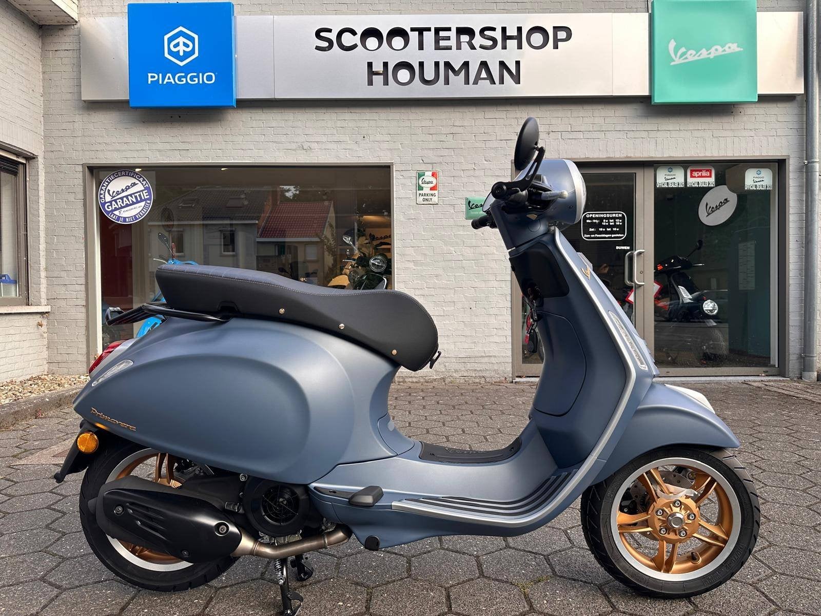 Vespa Primavera 125cc OFFICINA 8 (nr.8) (bj 2026), Fietsen en Brommers, Overige modellen, Nieuw, 125 cc, Benzine