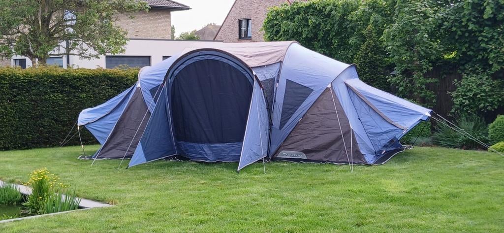 4 persoons Quechua familietent-Zeer ruime kampeertent., Caravans en Kamperen, Ophalen