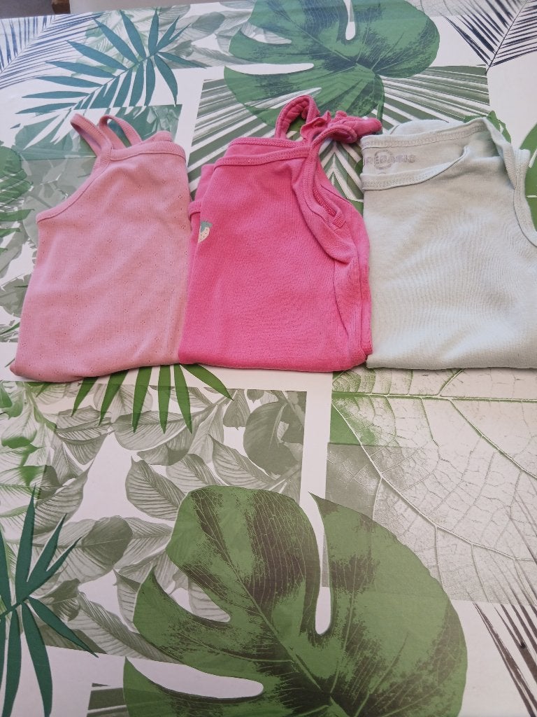 3 boddies manches courte 18/24 mois, Enlèvement, Utilisé, Autres tailles