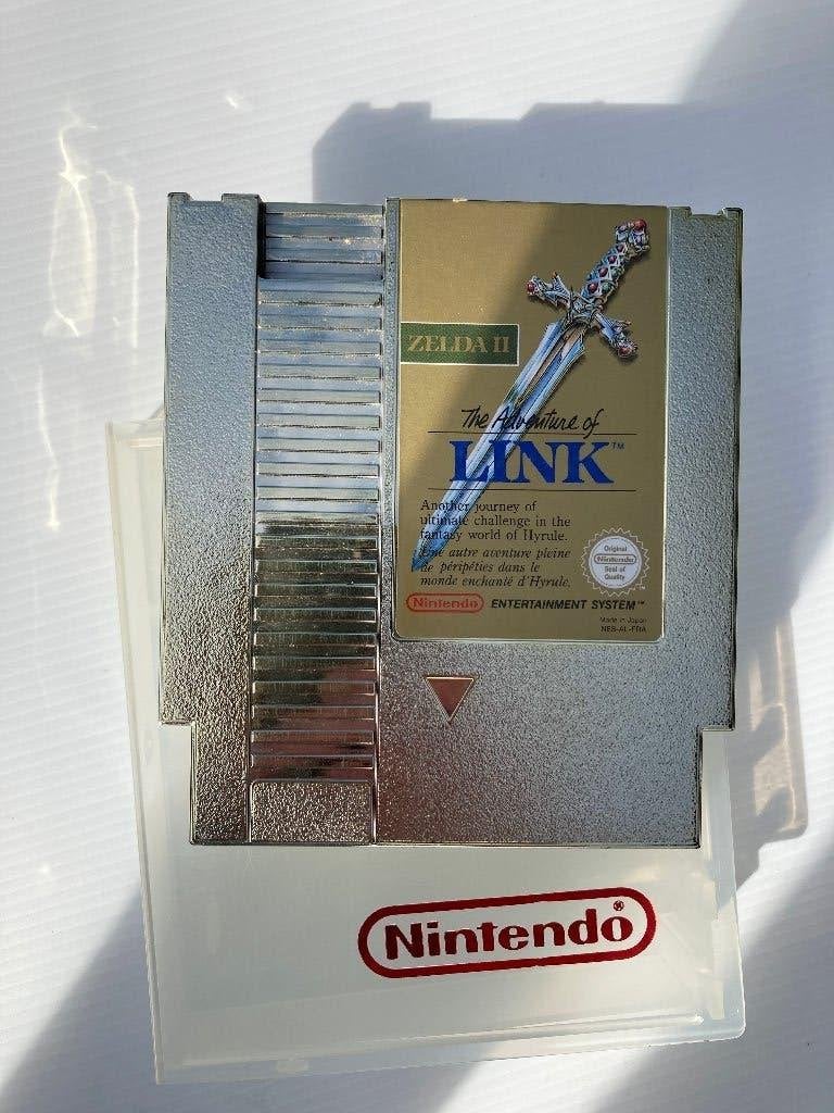 nintendo nes link zelda + box, Games en Spelcomputers, Ophalen of Verzenden, Zo goed als nieuw
