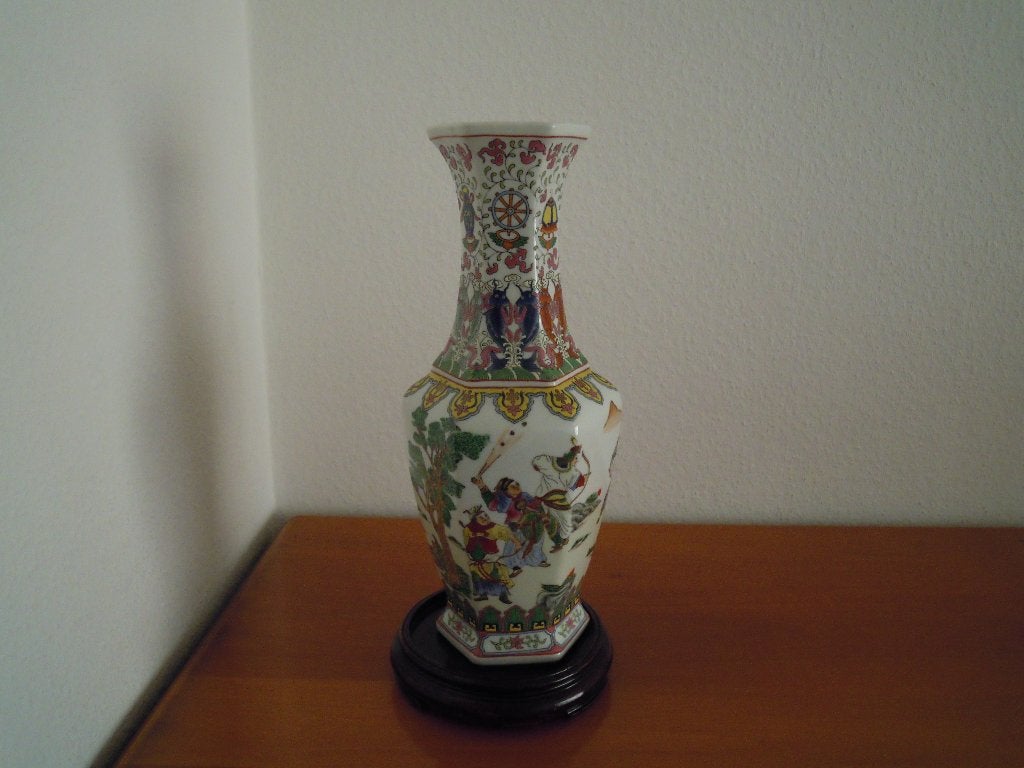 vase chinois, Enlèvement