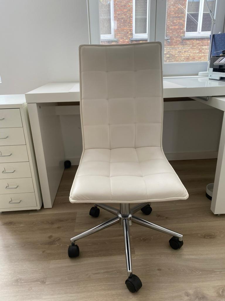 Witte bureaustoel op wieltjes, Ophalen, Zo goed als nieuw, Wit, Bureaustoel