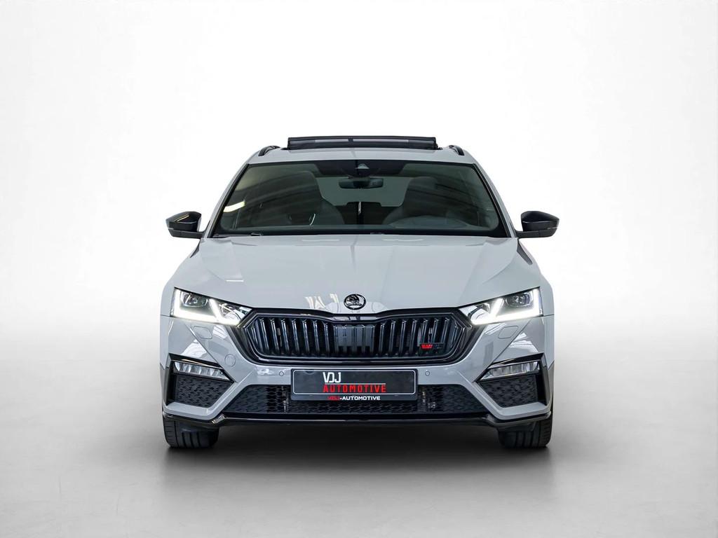 Skoda Octavia RS|PHEV|PANO|HEAD-UP|FRONT&REAR HEATED-SEATS|C, Auto's, Automaat, 245 pk, Gebruikt, 4 cilinders