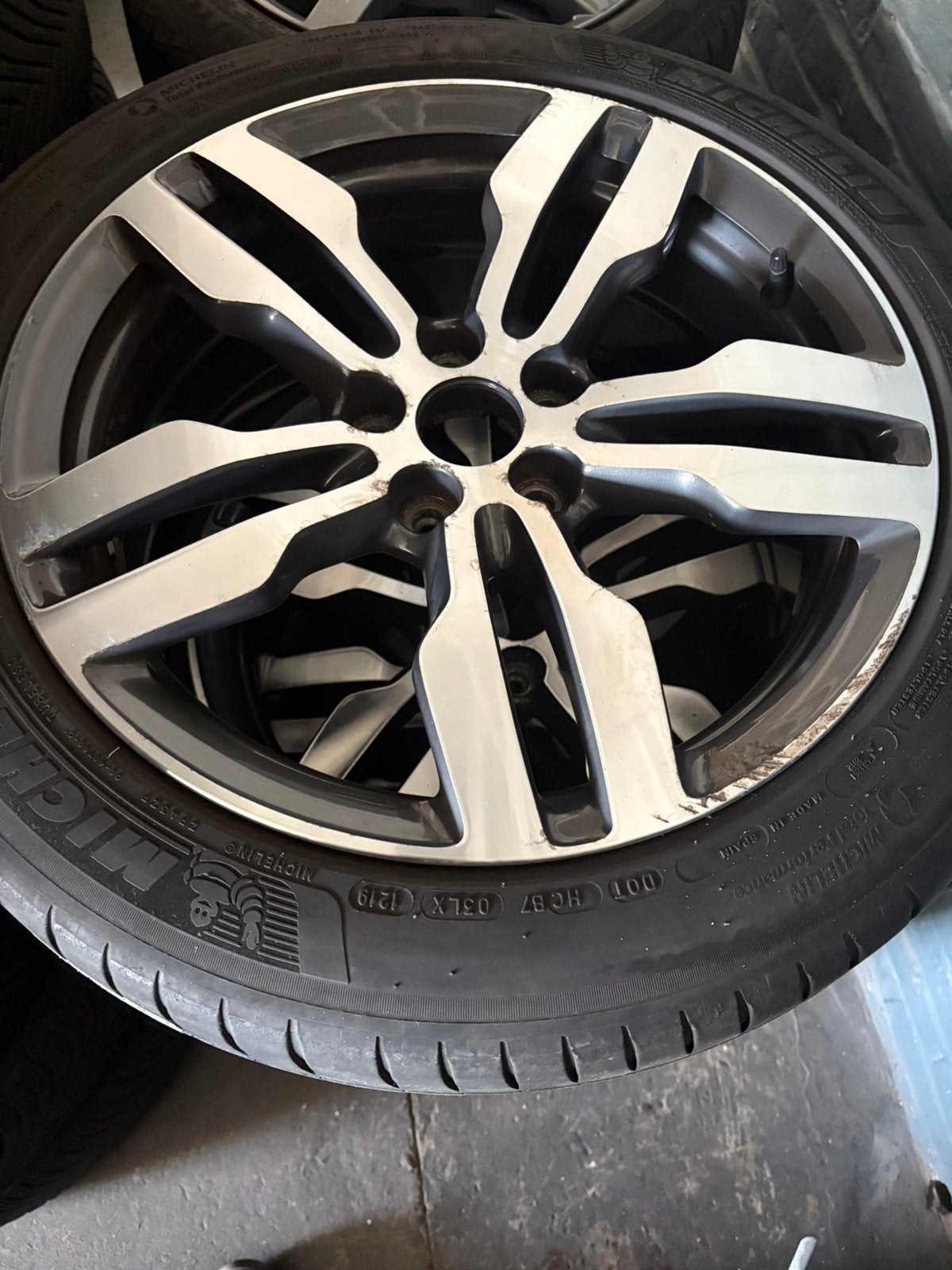 Velgen peugeot 508 18" met zomerbanden michelin, 245 mm, Véhicule de tourisme, Pneus été, Enlèvement