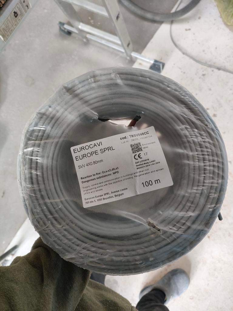 Kabel svv (cca) 4x0.8 - 100m, Ophalen of Verzenden