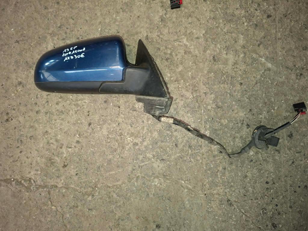 A vendre retroviseur droit Audi A3 8P 2004 à 2008, Autos : Pièces & Accessoires, Enlèvement, Utilisé, Audi