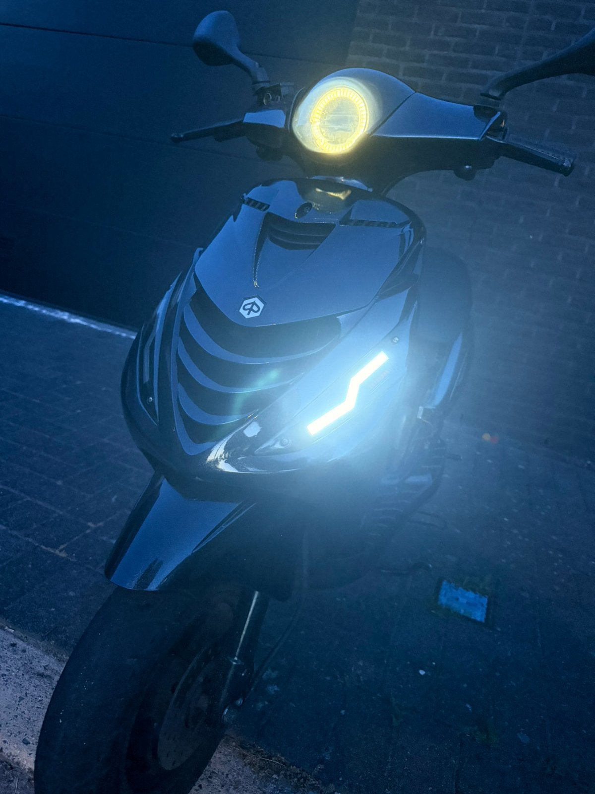 Piaggio Zip A klasse (70cc, 2takt) start niet!, Fietsen en Brommers, Scooters | Piaggio, Ophalen, Tweetakt, Klasse A (25 km/u)