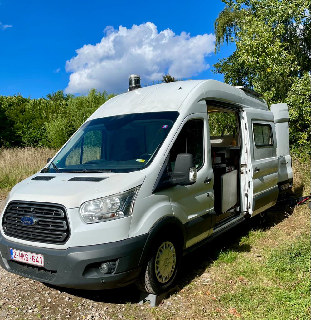 Van Aménagé Ford transit avec poêle à bois, Autos, Ford, Achat, Entreprise, Transit