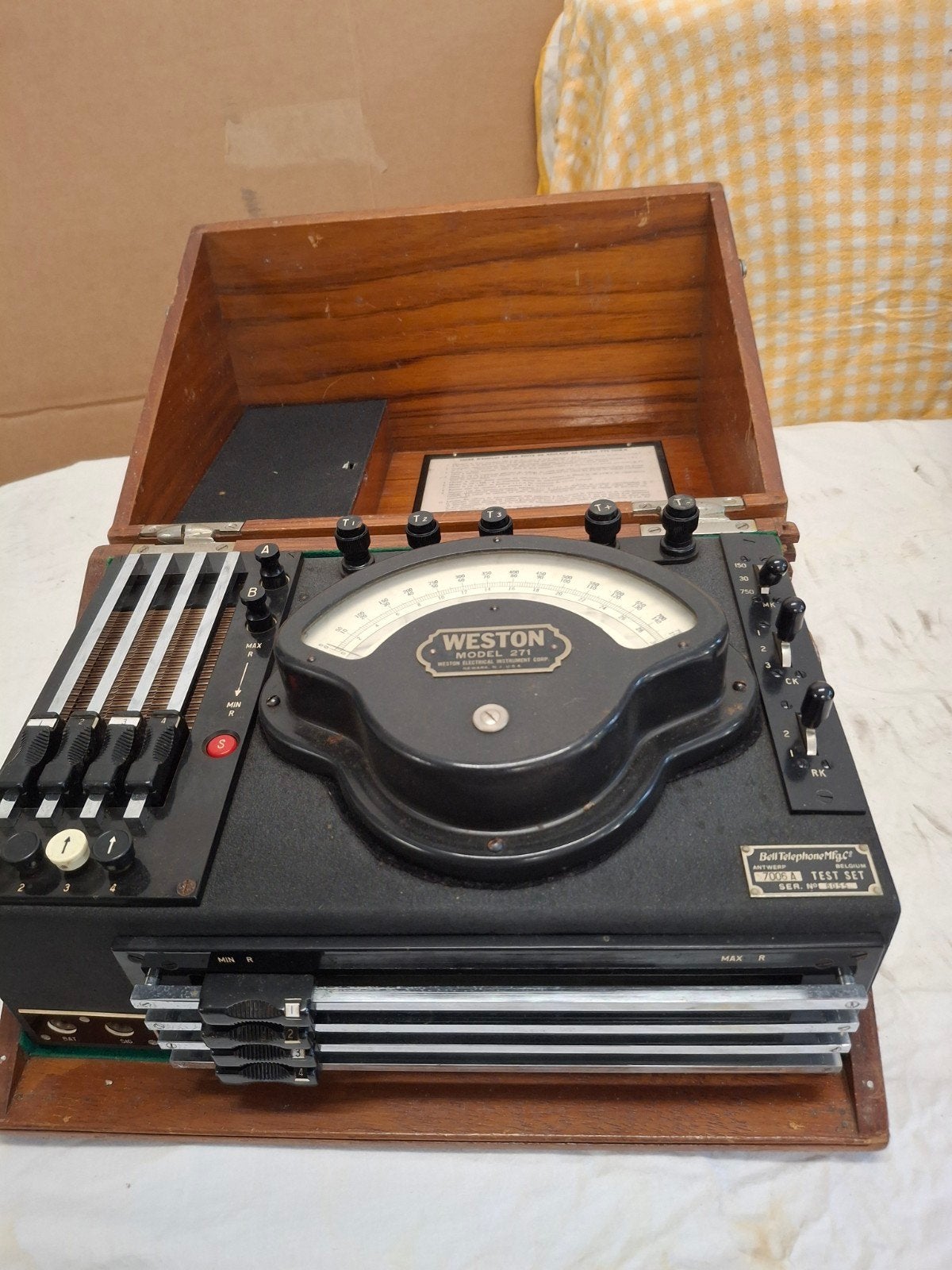 Weston Milliamperes DC.model 271, Enlèvement