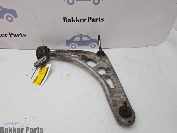 Bras de suspension avant droit d'un BMW 3-Serie, -, -, 3 mois de garantie, Utilisé