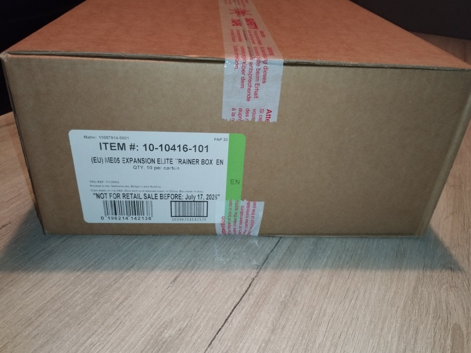 Pokémon pitch black etb case, Ophalen