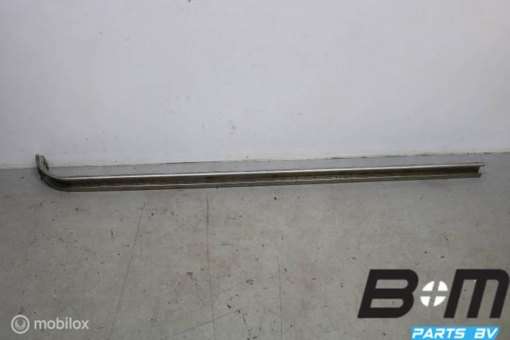 Schuifdeur rail rechts VW Crafter 2E A9067660337, Gebruikt