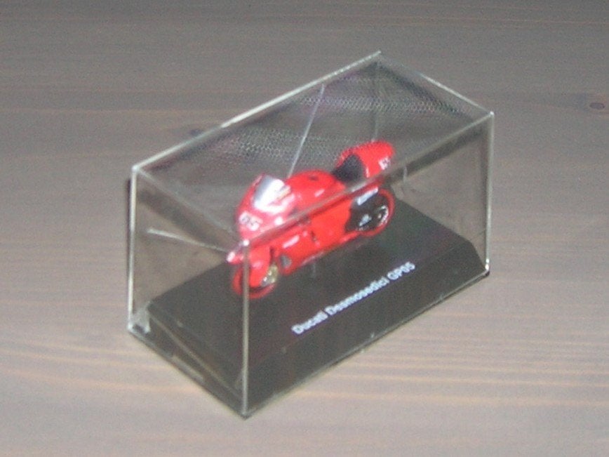 Miniatuur Ducati GP05, Enlèvement, Comme neuf
