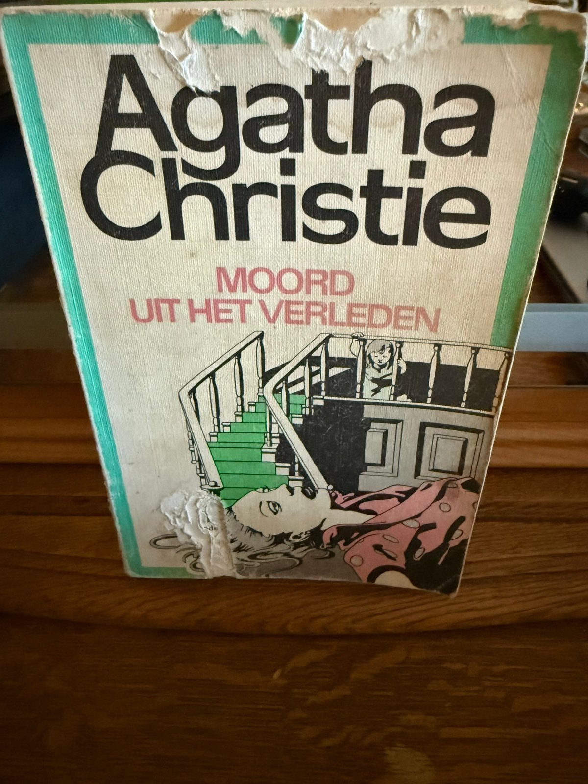 Moord Uit Het Verleden, Ophalen of Verzenden, Gelezen