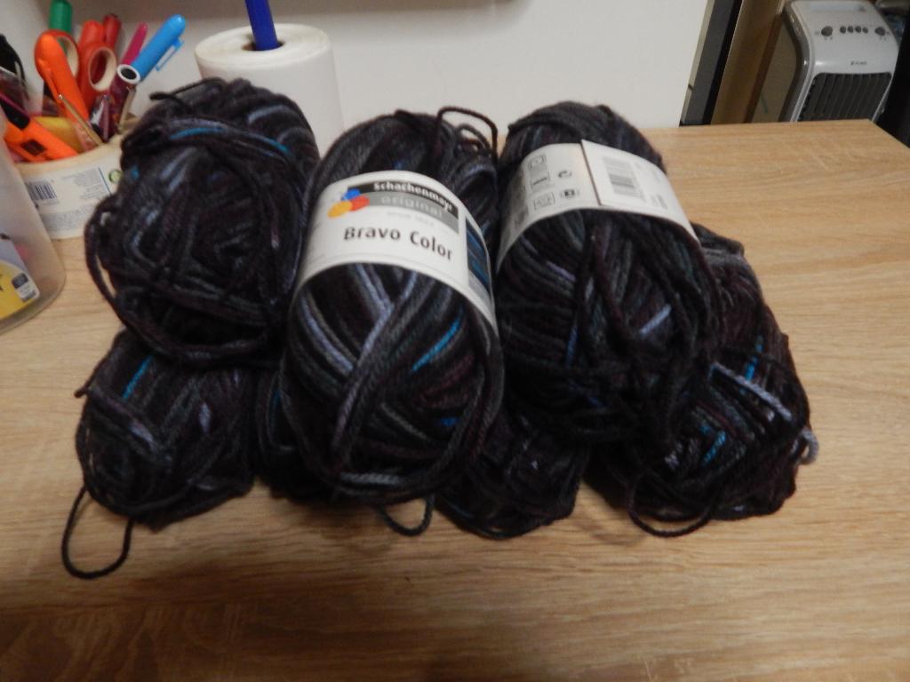 7 BOLLEN  BRAVOCOLOR(02090  DOOS 8, Hobby en Vrije tijd, Overige Hobby en Vrije tijd, Ophalen of Verzenden, Nieuw
