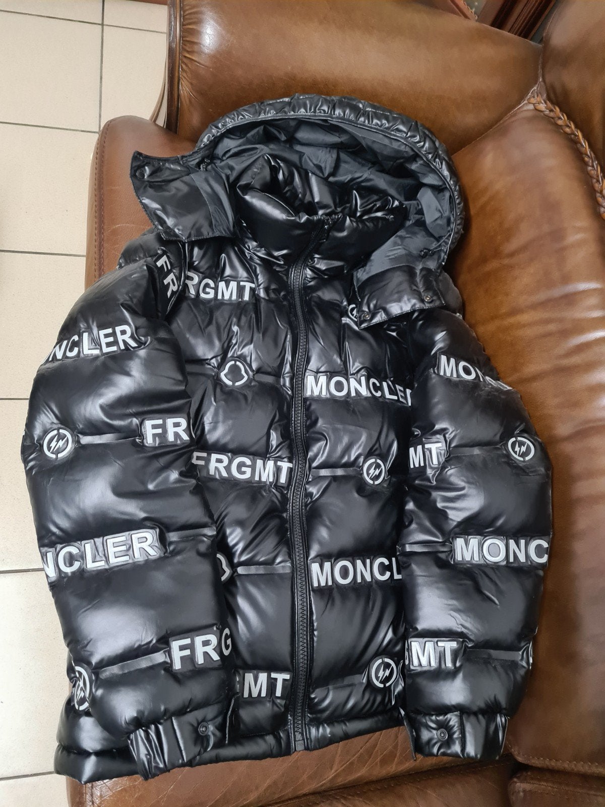 Doudoune moncler FRGMT Taille S.  250€, Enlèvement, Comme neuf, Taille 46 (S) ou plus petite, Moncler