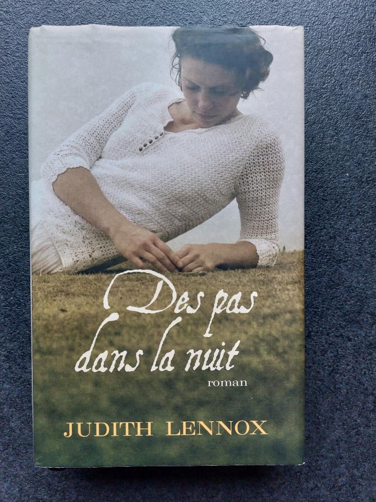 Des pas dans la nuit - Judith Lennox, Boeken, Ophalen, Judith Lennox, Zo goed als nieuw, Amerika