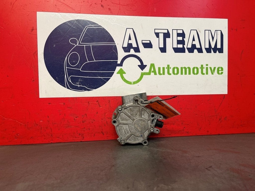 VACUUMPOMP BENZINE Volkswagen Golf VII (AUA) (|06L145100P|), Gebruikt, Volkswagen