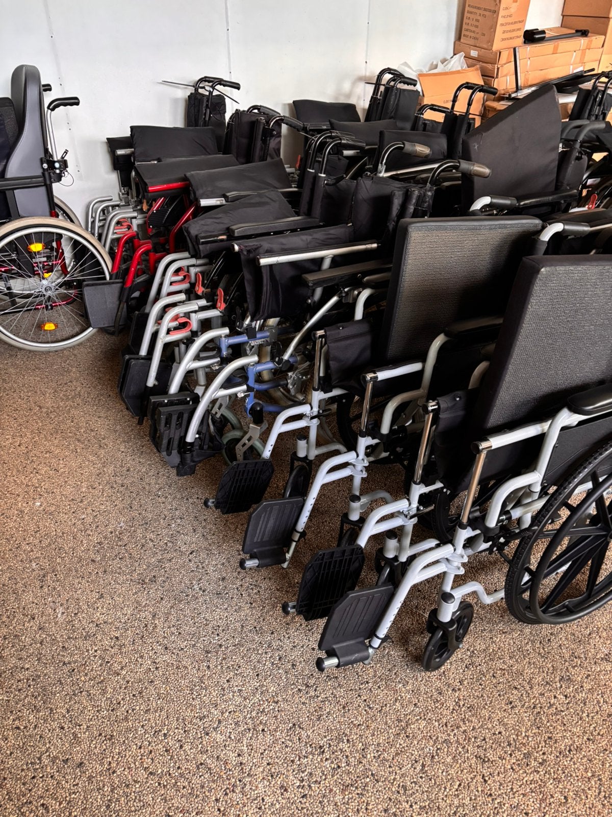 Partij rolstoelen per stuk of partij, Diversen, Ophalen, Zo goed als nieuw