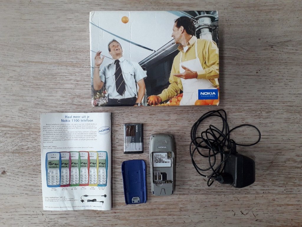 gsm nokia model 1100  made Allemagne, Enlèvement, Neuf, Téléphone