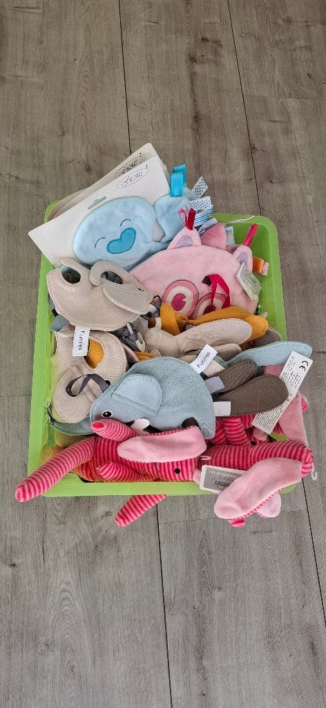 Knuffeldoekjes NIEUW ! 64st, Kinderen en Baby's, Ophalen, Nieuw, Knuffeldoekje