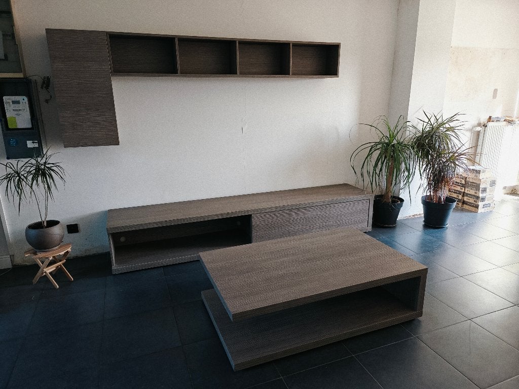 Salon : meuble TV, table basse, placards, Enlèvement, Comme neuf
