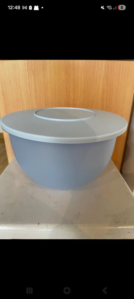 Nieuwe trendy kom van 4.3 liter tupperware, Enlèvement ou Envoi, Neuf