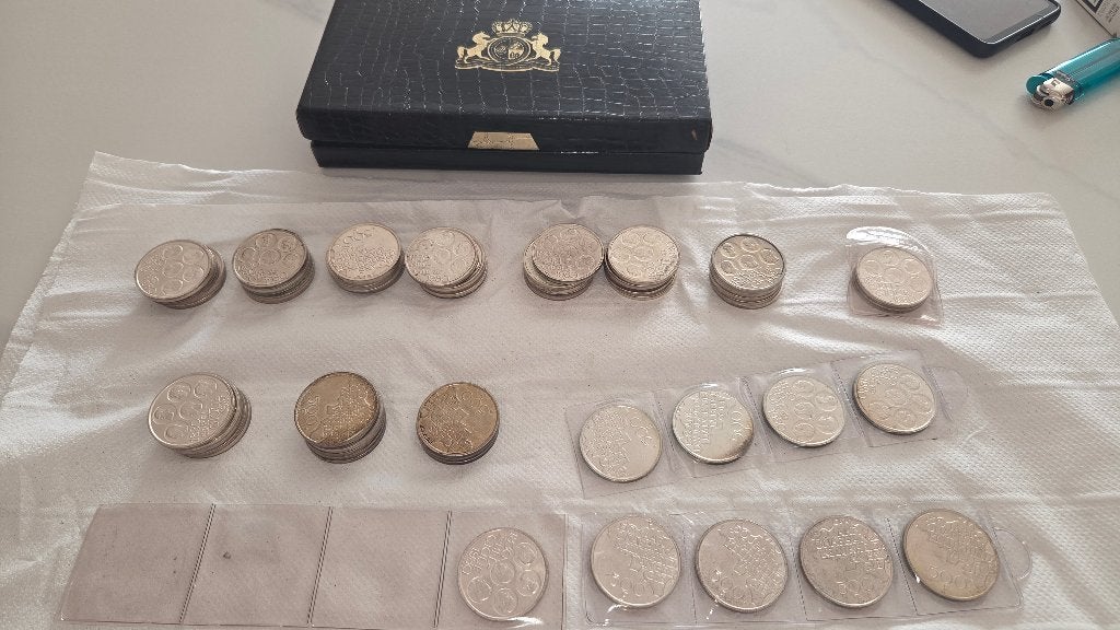 Lot van 59 Belgische herdenkigsmunten 500 Frank 1980, Postzegels en Munten, Munten | België, Setje, Verzilverd, Zilver, Ophalen of Verzenden