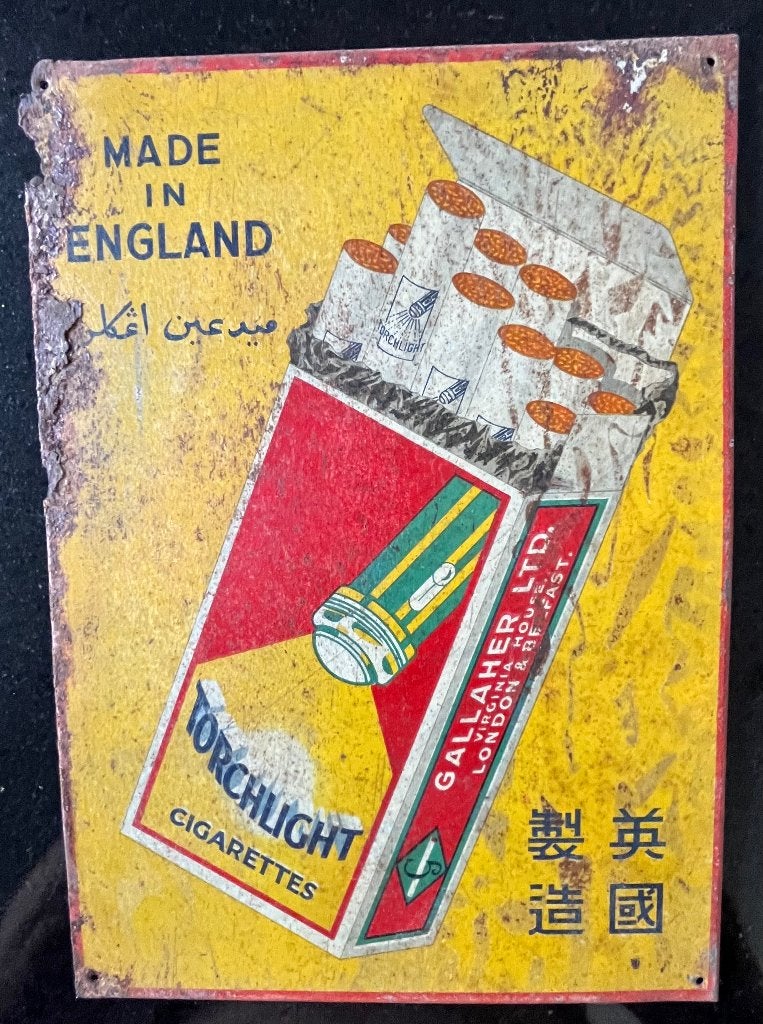 Cigarettes aux flambeaux en métal vintage uniques, années 30, Enlèvement ou Envoi, Utilisé, Panneau publicitaire