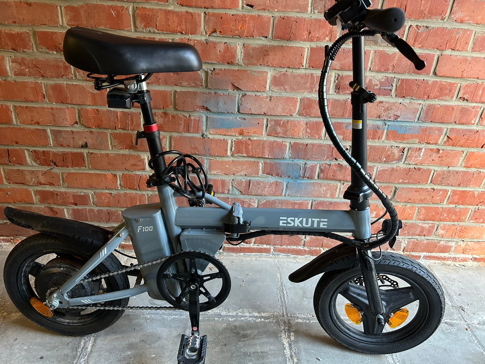 elektrische plooifiets eskute, Fietsen en Brommers, Ophalen, Zo goed als nieuw
