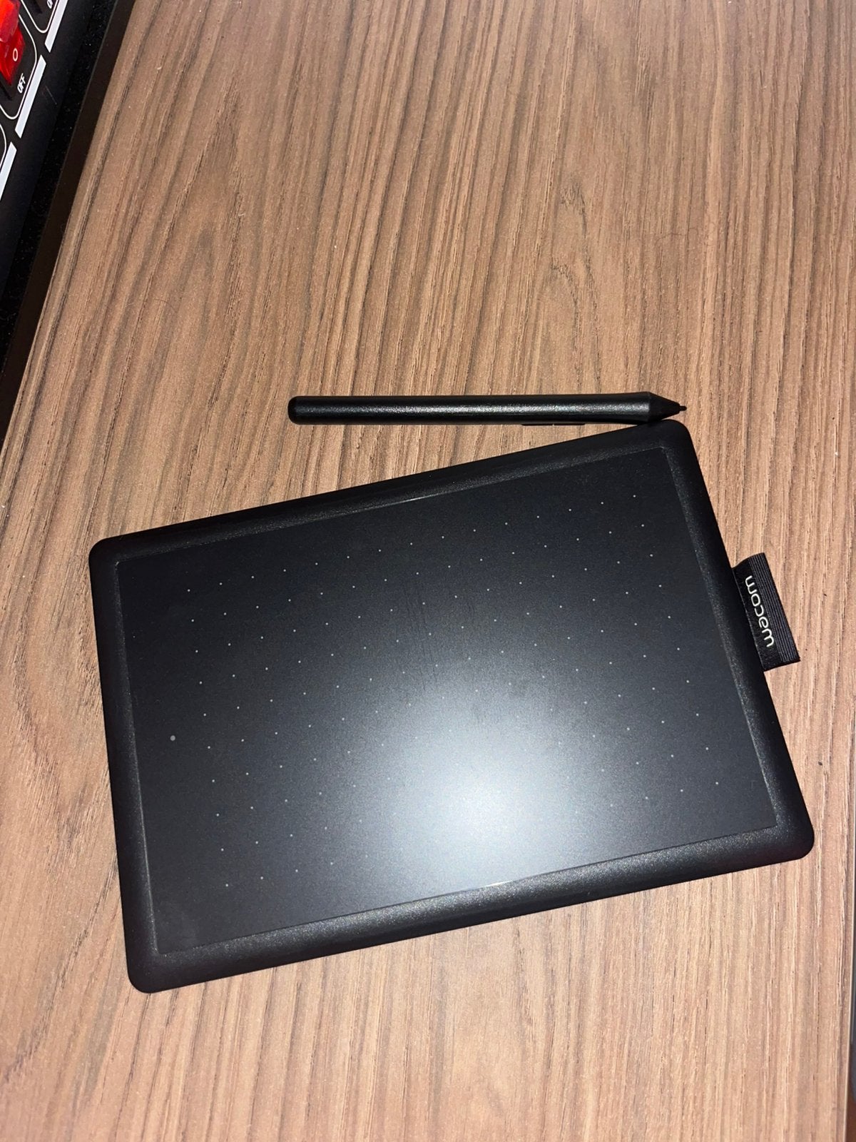 Tablette graphique One de Wacom (tablette à dessin), Enlèvement ou Envoi, Comme neuf
