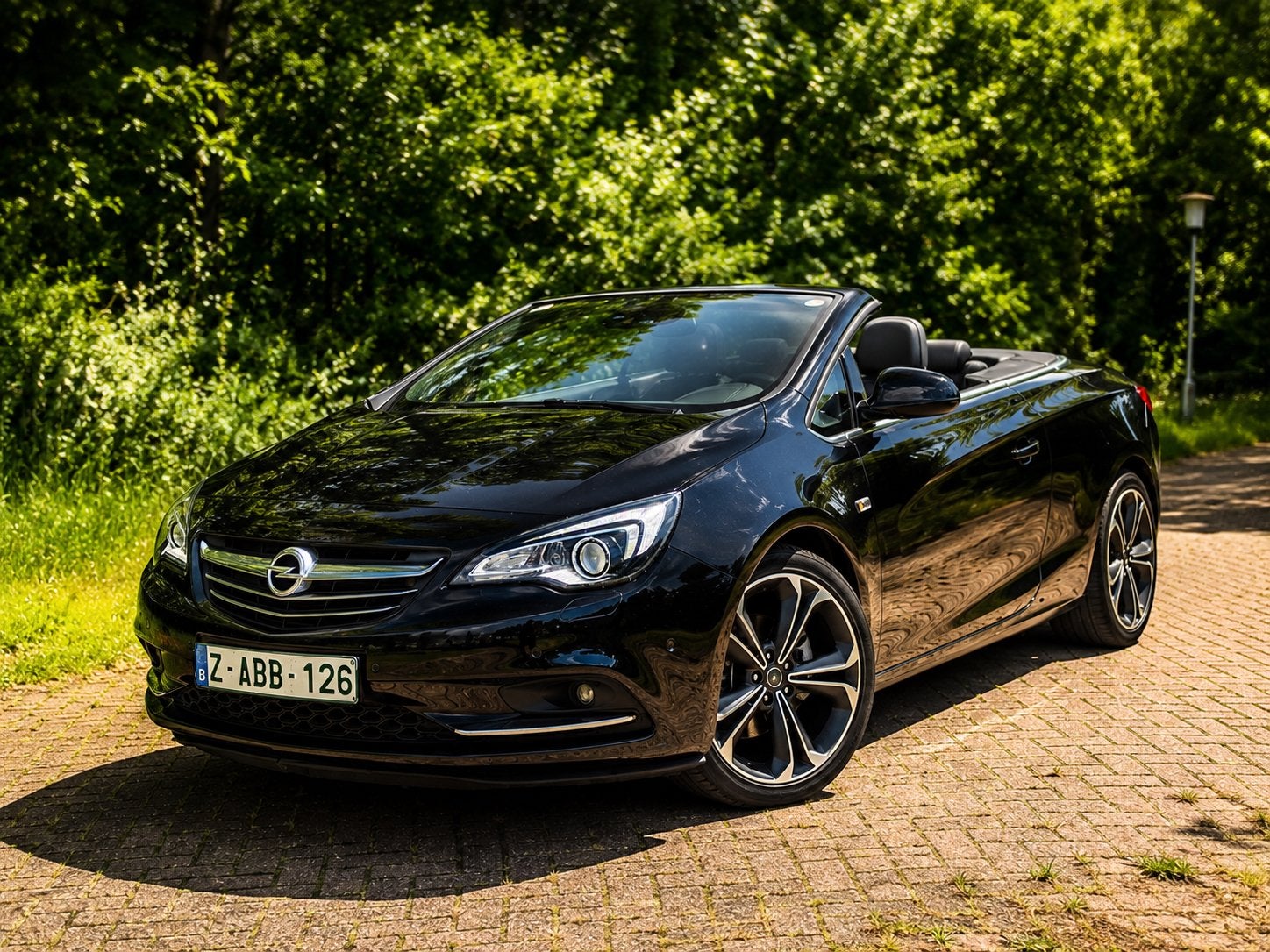 Opel Cascada 1.4 Turbo Cosmo 2018 88000 km Dealeronderhouden, Auto's, Cabriolet, Handgeschakeld, Particulier, Achteruitrijcamera