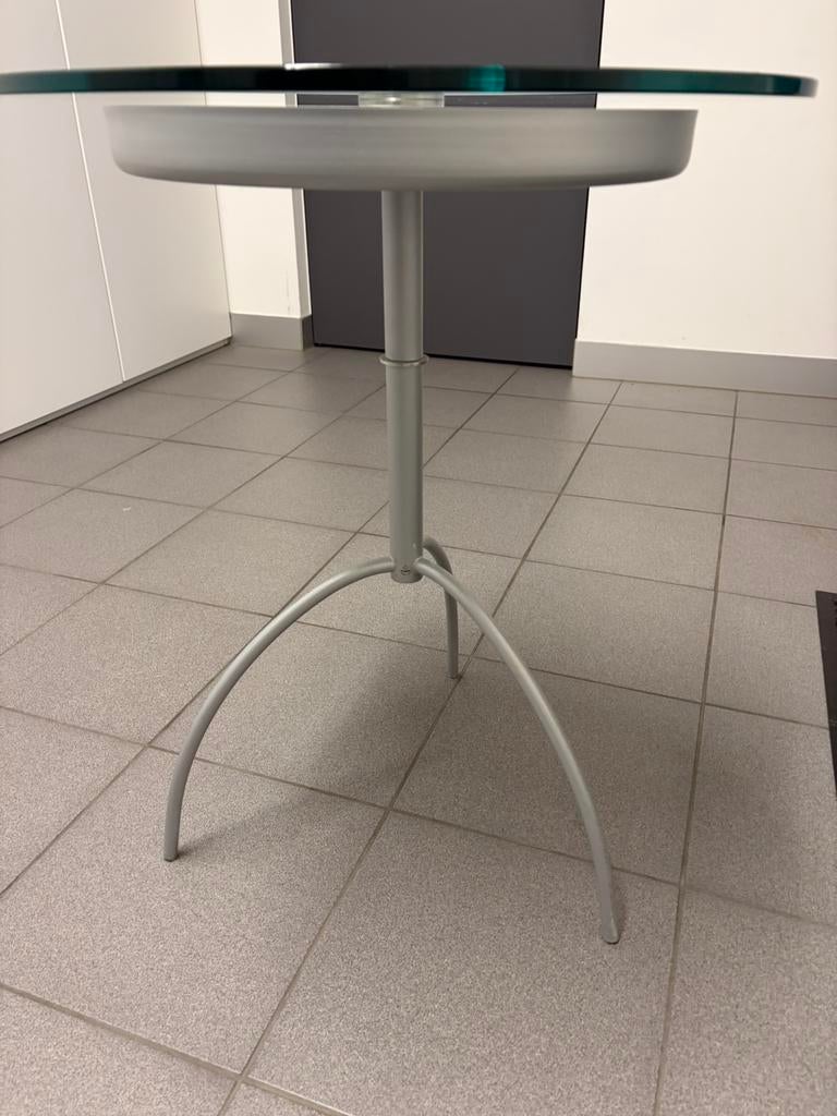 Tafel glas metaal rond, Ophalen, Zo goed als nieuw