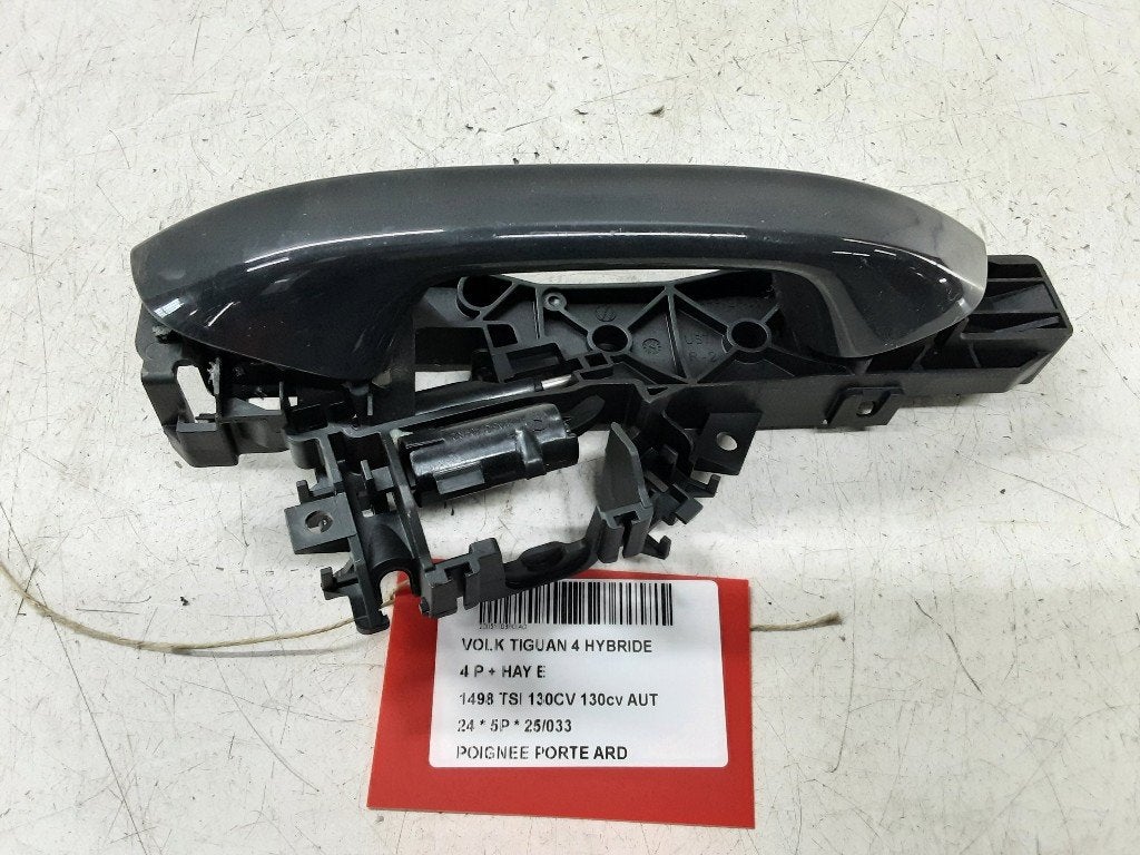 POIGNEE EXTERIEURE ARRIÈRE DROITE Tiguan (CT1) (5H0837206), Volkswagen, Volkswagen AG, Utilisé, Kundenbetreuung@volkswagen.de