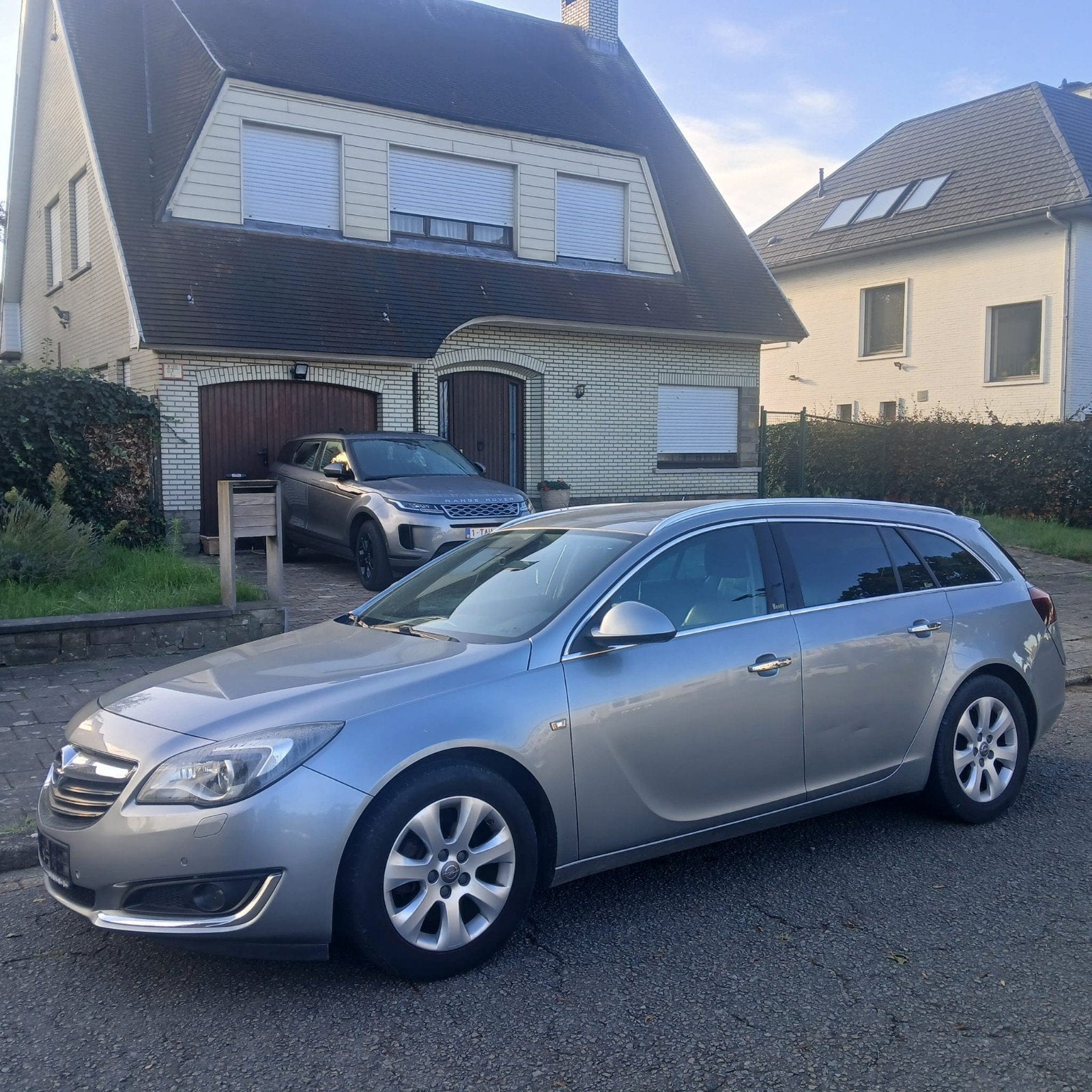 Opel Insignia 2.0 bwj 2015 met 99dkm wordt gekeurd verkoop, Auto's, Grijs, Insignia, Handgeschakeld, Diesel