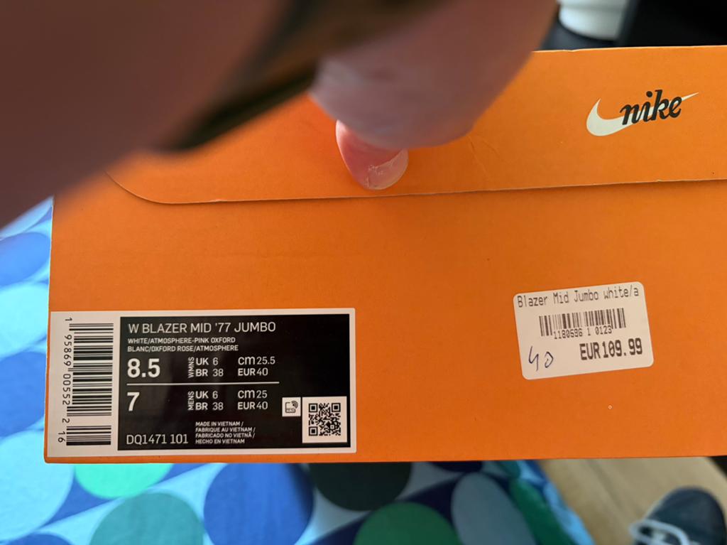 Nike jumbo blanche et rose, Enlèvement ou Envoi, Comme neuf