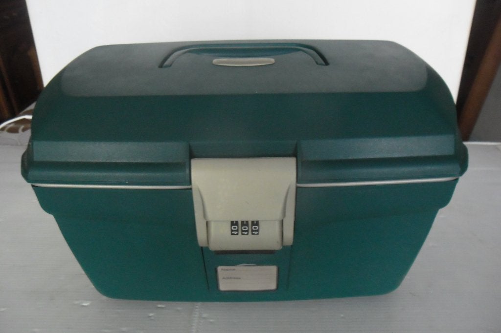 Beauty Case., Enlèvement, Utilisé, Vert, Rigide