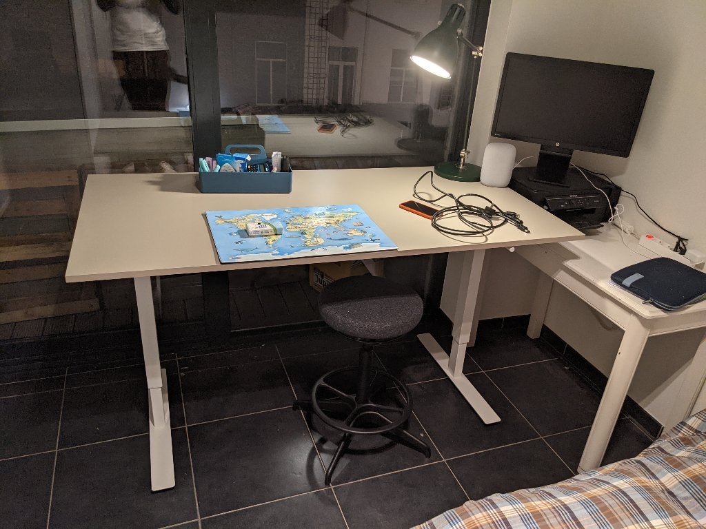 Ikea TROTTEN bureau verstelbaar, Huis en Inrichting, Bureaus, Ophalen, Zit-sta bureau, Gebruikt, 120 cm