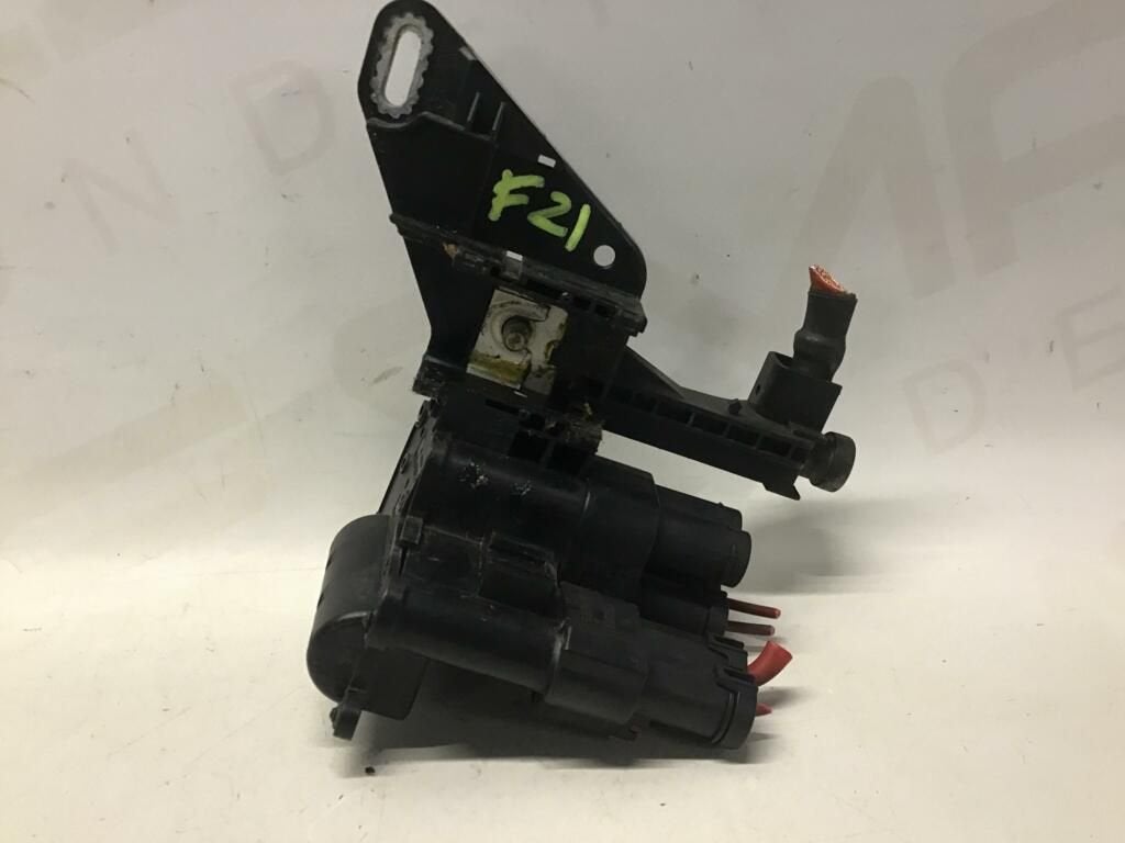 Stroomverdeler BMW 1-serie F21 118i ('11->) 10688710, -, Utilisé, -, Enlèvement ou Envoi
