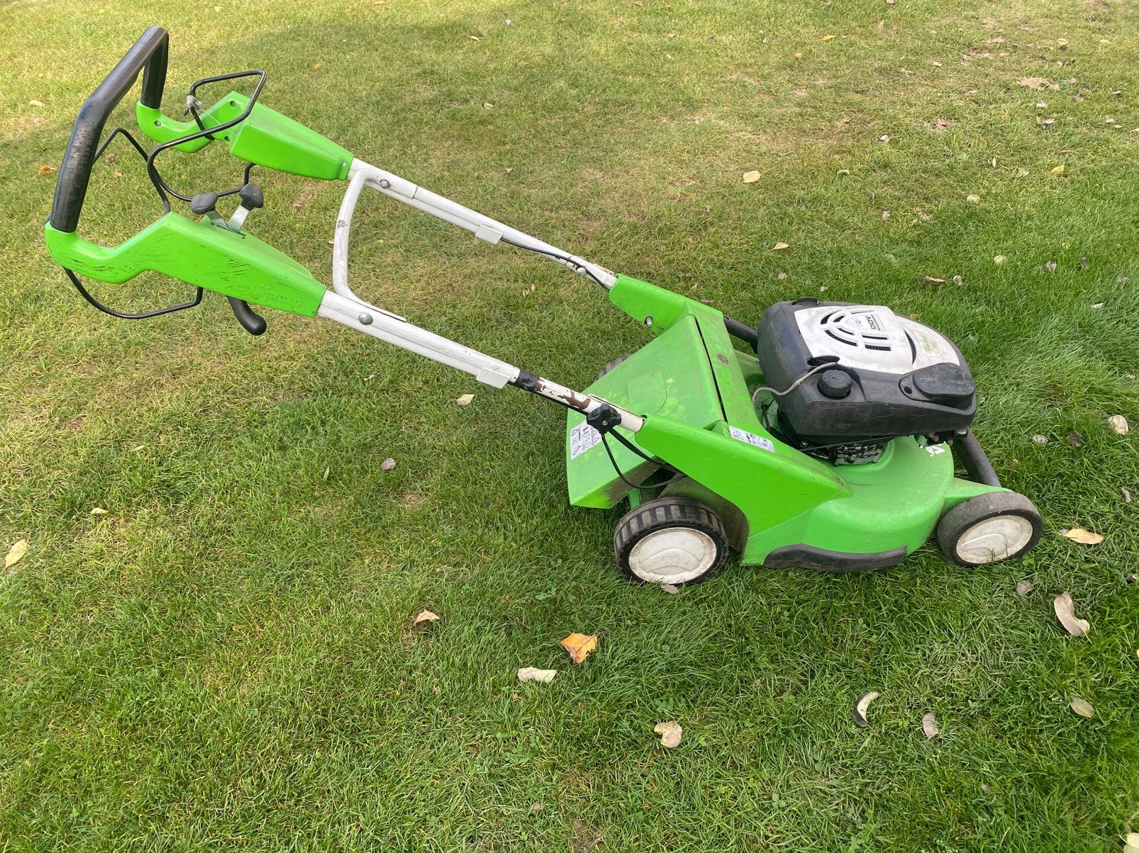 Tondeuse à gazon Viking - pour l'aménagement ou les pièces, Jardin & Terrasse, Enlèvement, Comme neuf