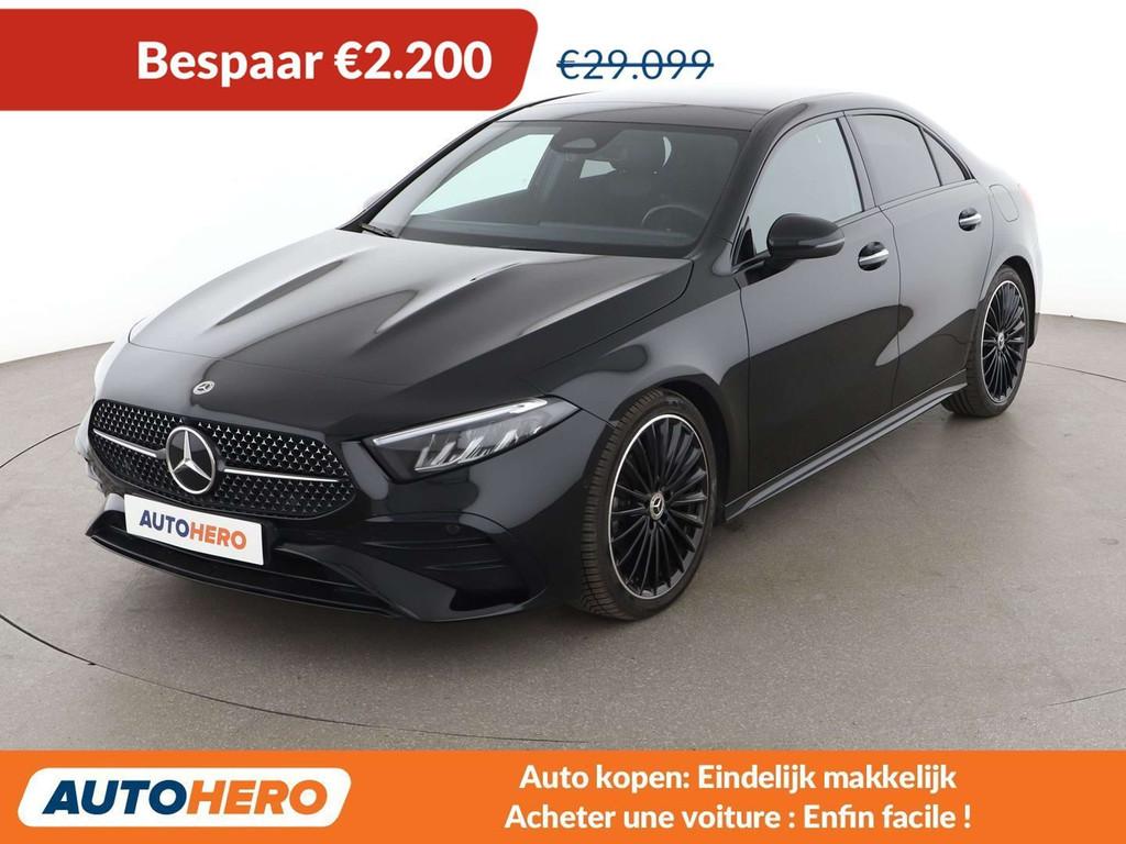 Mercedes-Benz A-Klasse 180 A 180 d AMG Line (bj 2023), Auto's, Mercedes-Benz, 4 deurs, Gebruikt, 116 pk, Alcantara