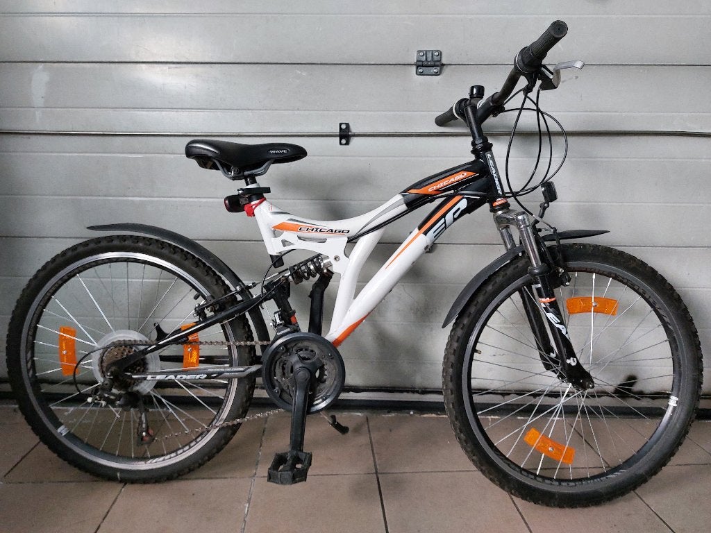 Jongensfiets Leader 24 inch, Fietsen en Brommers, Ophalen, 24 inch, Velgrem, Zo goed als nieuw